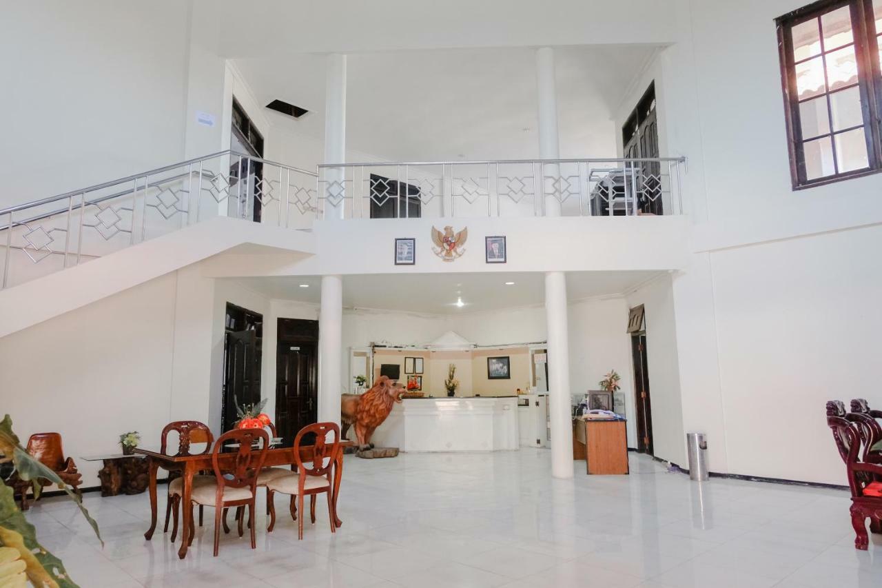 Oyo 940 Telaga Mas International Hotel ซารางงัน ภายนอก รูปภาพ