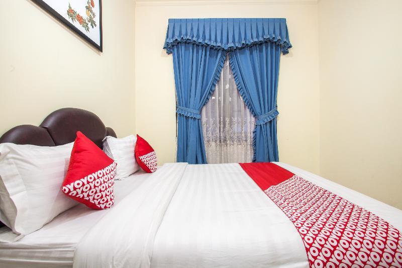 Oyo 940 Telaga Mas International Hotel ซารางงัน ภายนอก รูปภาพ